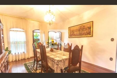 Casa à venda com 4 quartos, 530m² em Jardim do Mar, São Bernardo do Campo