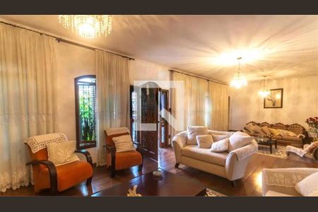 Casa à venda com 4 quartos, 530m² em Jardim do Mar, São Bernardo do Campo