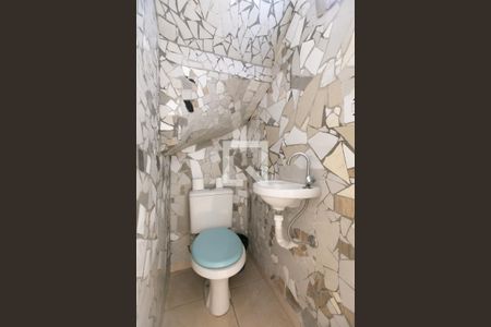 Lavabo de casa de condomínio para alugar com 2 quartos, 65m² em Parada Xv de Novembro, São Paulo