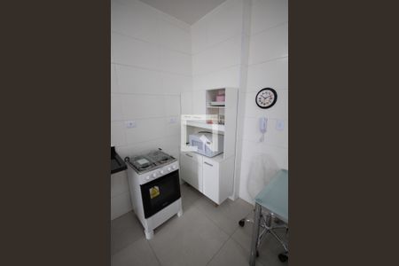 Cozinha de apartamento para alugar com 1 quarto, 45m² em Nova Mirim, Praia Grande