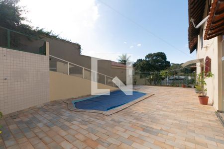 Área Externa de casa à venda com 4 quartos, 340m² em Pampulha, Belo Horizonte