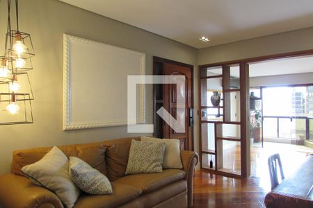 Sala de apartamento à venda com 3 quartos, 145m² em Cambuí, Campinas