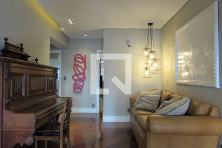 Sala de apartamento à venda com 3 quartos, 145m² em Cambuí, Campinas