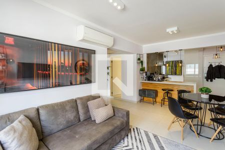 Sala de apartamento à venda com 2 quartos, 72m² em Indianópolis, São Paulo