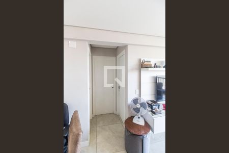 Corredor de apartamento à venda com 2 quartos, 56m² em Nova Aldeinha, Barueri
