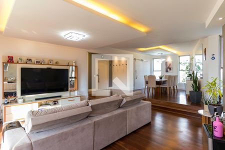 Sala de apartamento à venda com 5 quartos, 250m² em Vila Suzana, São Paulo