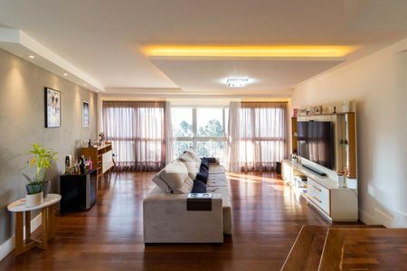 Sala de apartamento à venda com 5 quartos, 250m² em Vila Suzana, São Paulo