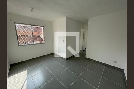 Sala de apartamento para alugar com 2 quartos, 44m² em Jardim Colibri, Cotia