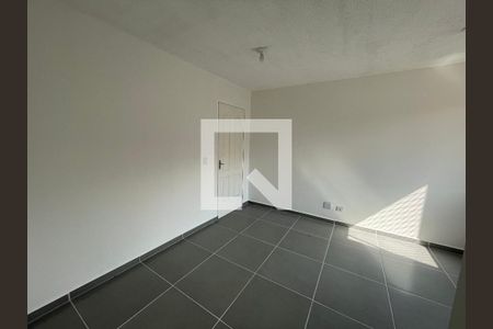 Sala de apartamento para alugar com 2 quartos, 44m² em Jardim Colibri, Cotia