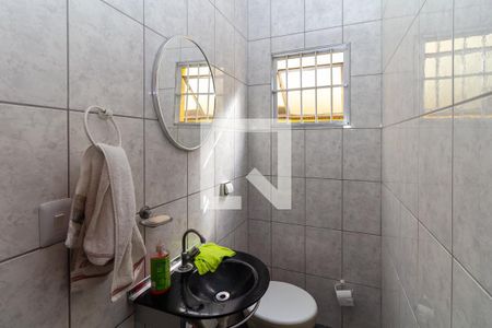 Banheiro Social 2 de casa à venda com 3 quartos, 107m² em Vila Santa Virginia, São Paulo