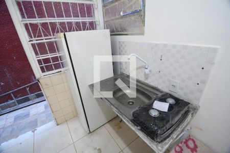 Cozinha de kitnet/studio para alugar com 1 quarto, 17m² em Cidade Universitária, Campinas