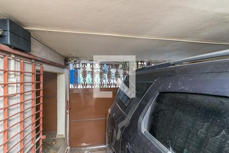 Garagem de casa à venda com 2 quartos, 320m² em Vila Kosmos, Rio de Janeiro