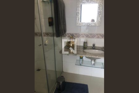 Banheiro de casa para alugar com 5 quartos, 396m² em Buritis, Belo Horizonte