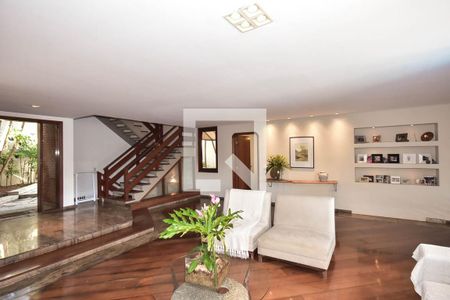 Sala de casa à venda com 5 quartos, 518m² em Jardim Guedala, São Paulo