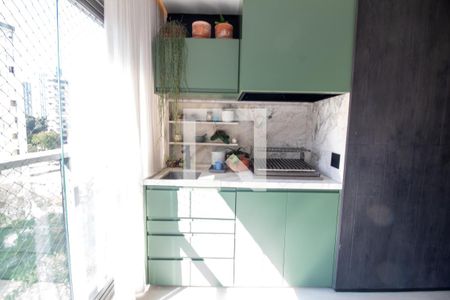 Sala/Cozinha de apartamento para alugar com 3 quartos, 143m² em Campo Belo, São Paulo