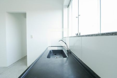 Cozinha de casa para alugar com 1 quarto, 50m² em Parque Peruche, São Paulo