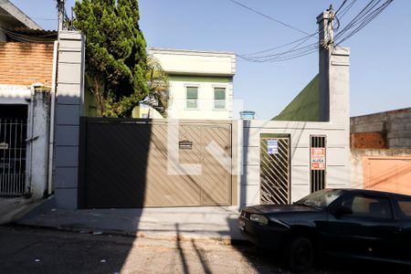 Fachada de casa para alugar com 1 quarto, 50m² em Parque Peruche, São Paulo