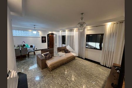 Casa à venda com 3 quartos, 260m² em Vila Santa Clara, São Paulo