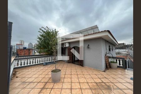 Casa à venda com 3 quartos, 260m² em Vila Santa Clara, São Paulo