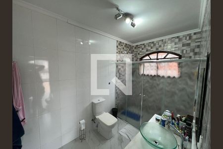 Casa à venda com 3 quartos, 260m² em Vila Santa Clara, São Paulo