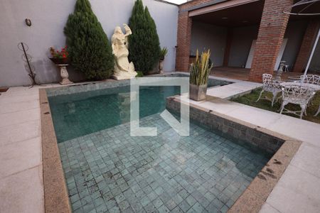 Piscina de casa para alugar com 3 quartos, 460m² em Setor Pedro Ludovico, Goiânia