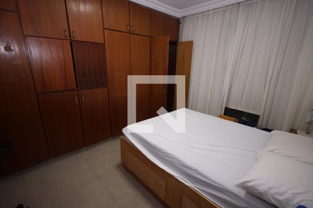 Suite 1 de casa para alugar com 3 quartos, 460m² em Setor Pedro Ludovico, Goiânia