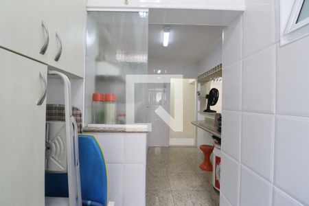 Área de Serviço de apartamento para alugar com 3 quartos, 95m² em Jardim Las Palmas, Guarujá