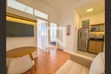 Foto 15 de apartamento à venda com 2 quartos, 40m² em Catete, Rio de Janeiro