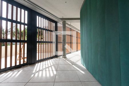 Hall do prédio de kitnet/studio para alugar com 1 quarto, 20m² em Jardim Vera Cruz, São Paulo