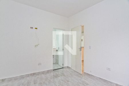 Suíte de casa à venda com 4 quartos, 220m² em Parque Peruche, São Paulo