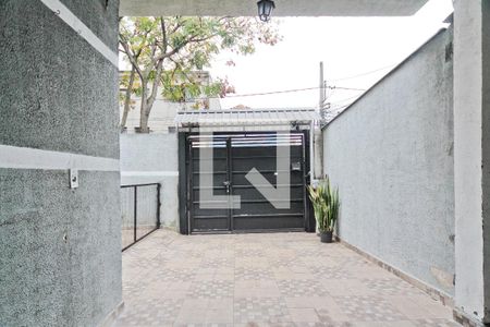 Área externa de casa à venda com 4 quartos, 220m² em Parque Peruche, São Paulo