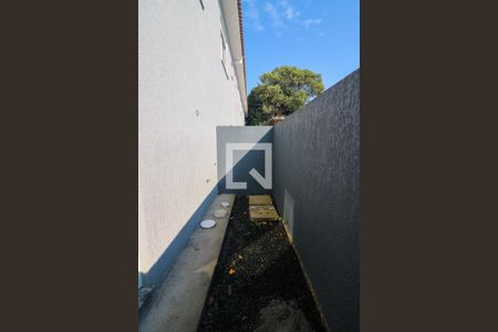 Quintal de casa de condomínio à venda com 2 quartos, 70m² em Nonoai, Porto Alegre