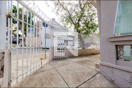 Área externa de casa à venda com 3 quartos, 200m² em Prado, Belo Horizonte