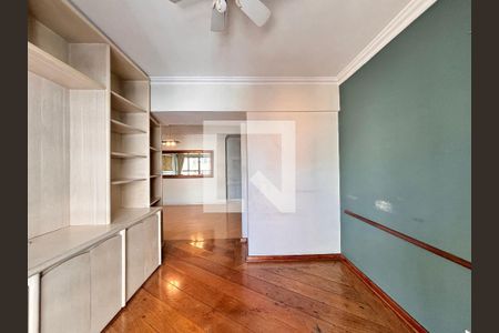 Sala de TV de apartamento à venda com 3 quartos, 165m² em Indianópolis, São Paulo