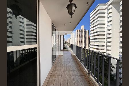 Varanda de apartamento à venda com 3 quartos, 165m² em Indianópolis, São Paulo