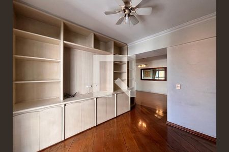 Sala de TV de apartamento à venda com 3 quartos, 165m² em Indianópolis, São Paulo