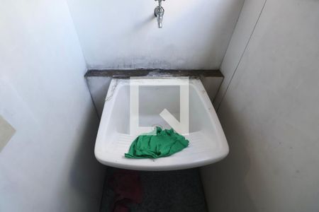 Área de Serviço de apartamento para alugar com 2 quartos, 98m² em Centro, Guarujá