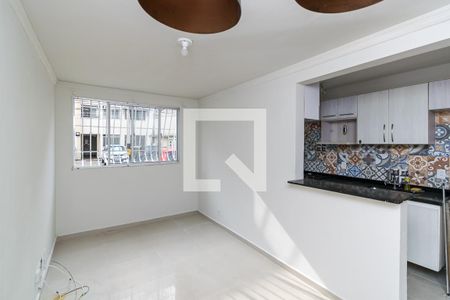Sala de apartamento para alugar com 2 quartos, 47m² em Parada de Lucas, Rio de Janeiro