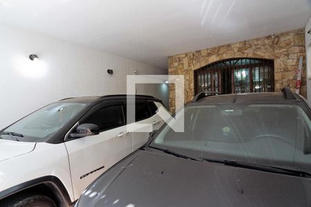 Garagem de casa à venda com 3 quartos, 213m² em Piqueri, São Paulo
