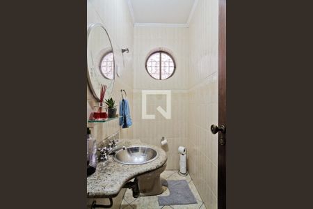 Lavabo de casa à venda com 3 quartos, 213m² em Piqueri, São Paulo