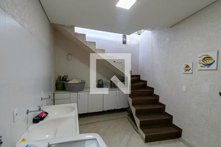 Área de serviço de casa à venda com 3 quartos, 350m² em Bom Jesus , Contagem