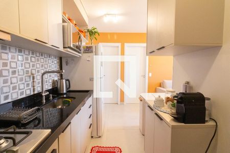 Cozinha de apartamento à venda com 2 quartos, 34m² em Vila Gomes, São Paulo