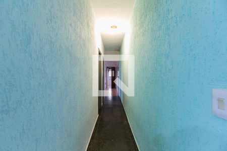 Corredor  de casa para alugar com 2 quartos, 60m² em Parada Xv de Novembro, São Paulo