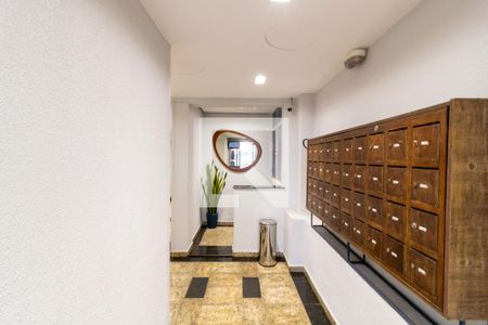 Hall de entrada de kitnet/studio à venda com 1 quarto, 29m² em Cidade Baixa, Porto Alegre