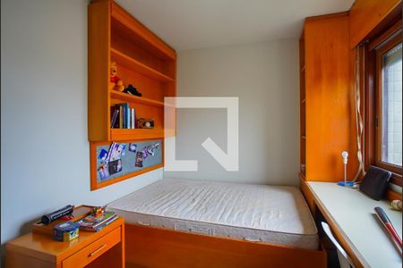 Quarto 2 de apartamento à venda com 3 quartos, 257m² em Vila Ipiranga, Porto Alegre