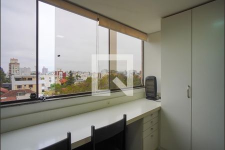 Suíte - Varanda de apartamento à venda com 3 quartos, 257m² em Vila Ipiranga, Porto Alegre