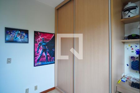 Quarto 1 de apartamento à venda com 3 quartos, 257m² em Vila Ipiranga, Porto Alegre