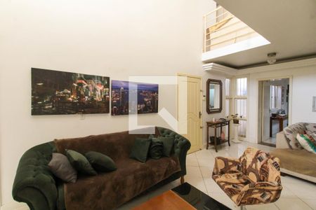 Sala de casa à venda com 4 quartos, 160m² em Igara, Canoas