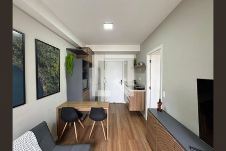 Sala/Cozinha de kitnet/studio à venda com 1 quarto, 27m² em Vila Nova Conceição, São Paulo