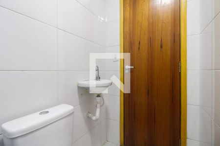 Banheiro Social de apartamento para alugar com 2 quartos, 40m² em Vila Carrão, São Paulo
